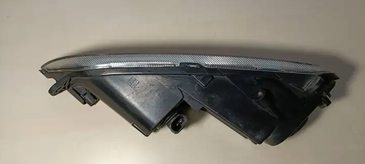 Volkswagen PASSAT B7 (2011 - 2014) 17662401 Передняя противотуманная фара — фото 3