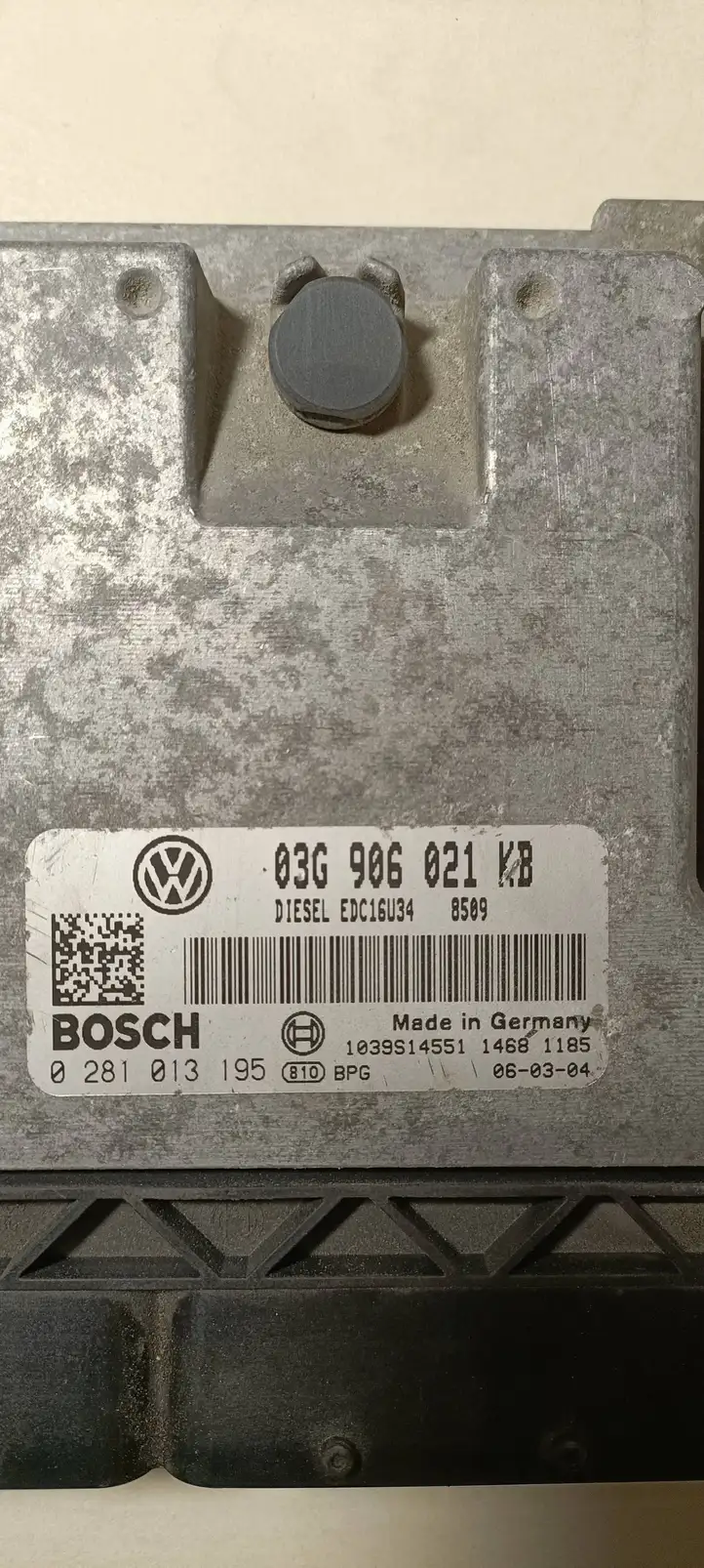 Volkswagen Touran I (2003 - 2010) 03G906021KB Блок управления двигателем (ЭБУ) — фото 3