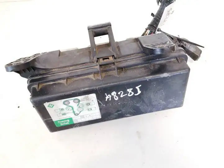 Toyota Previa (XR30, XR40) II (2000 - 2006) Блок предохранителей (комплект) — фото 1