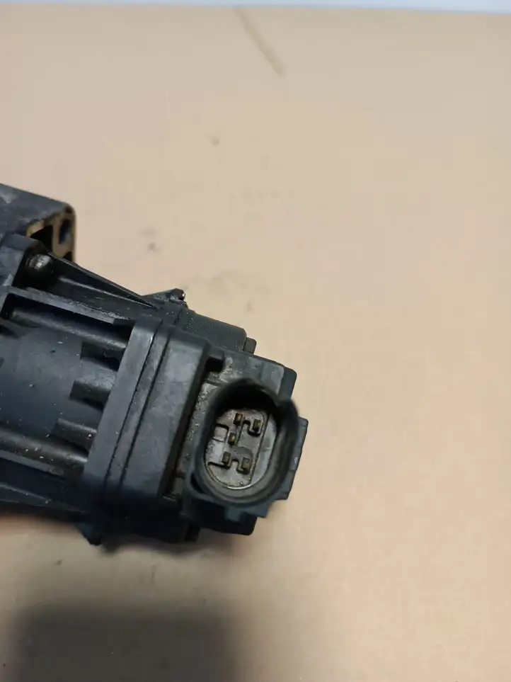 Lancia Delta (2008 - 2014)  K5T70975 Клапан EGR