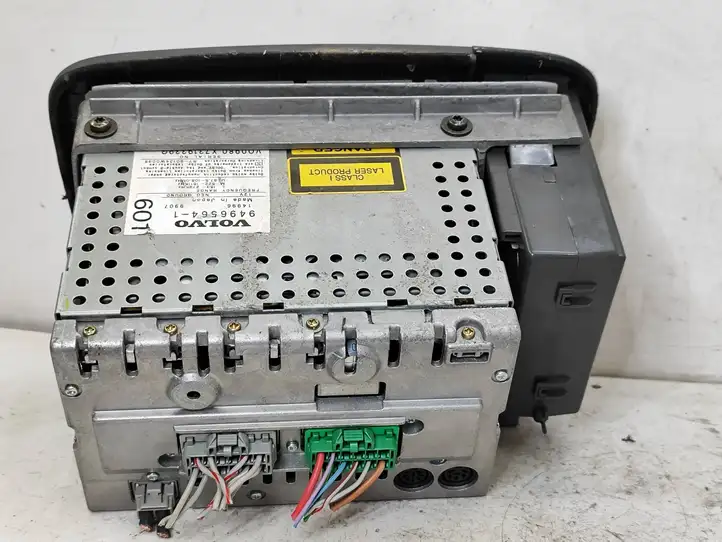 Volvo S80 (1998 - 2004)  94965641 Радио/ проигрыватель CD/DVD / навигация