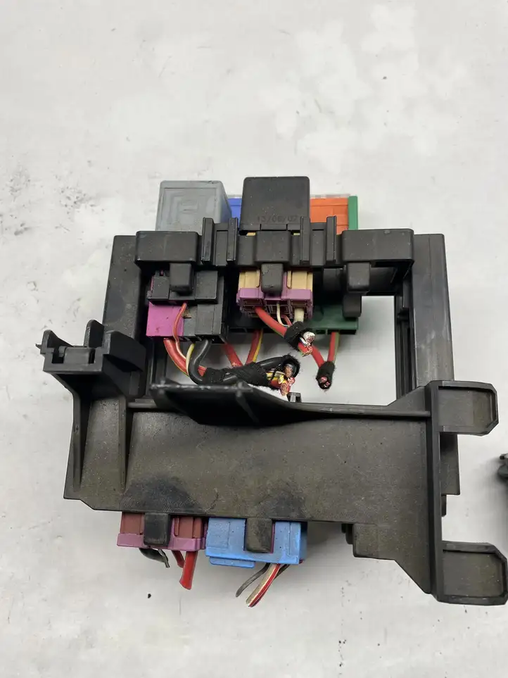 Audi A5 (2007 - 2011)  8K2937503A Ящик предохранителей (комплект)