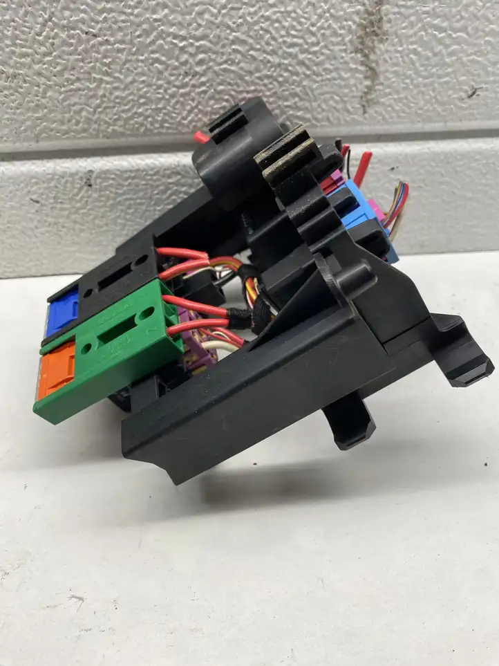 Audi A5 (2007 - 2011)  8K2937503A Ящик предохранителей (комплект)