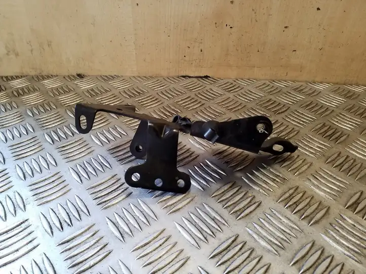 Jaguar XJ X351 (2009 - 2019) 9X2Q14C508AC Прочие детали моторного отсека — фото 3
