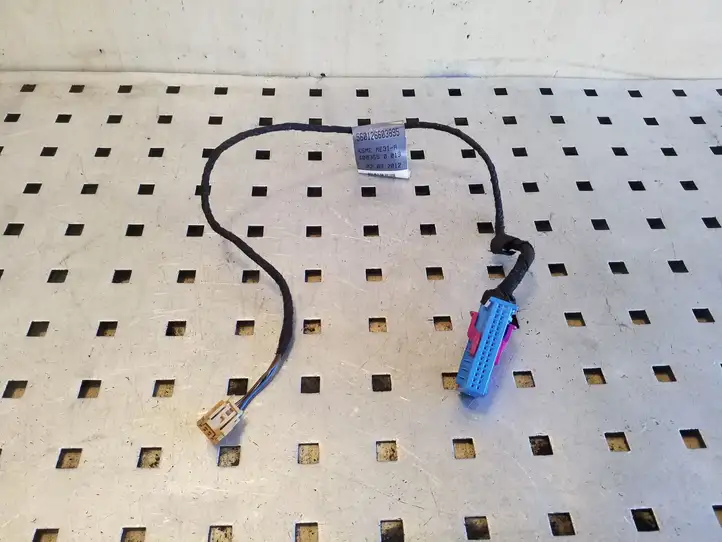 Audi A5 (2011 - 2016)  8K0971036A Проводка передних дверей