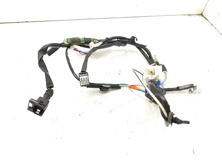 Toyota Corolla E120 E130 (2004 - 2007) 8218502100 Жгут проводов крышки багажника — фото 1