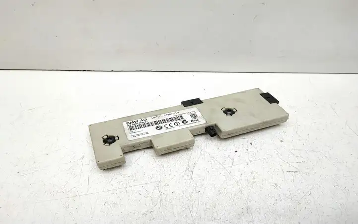 BMW 3 E90 E91 (2005 - 2012)  9187658 Усилитель антенны