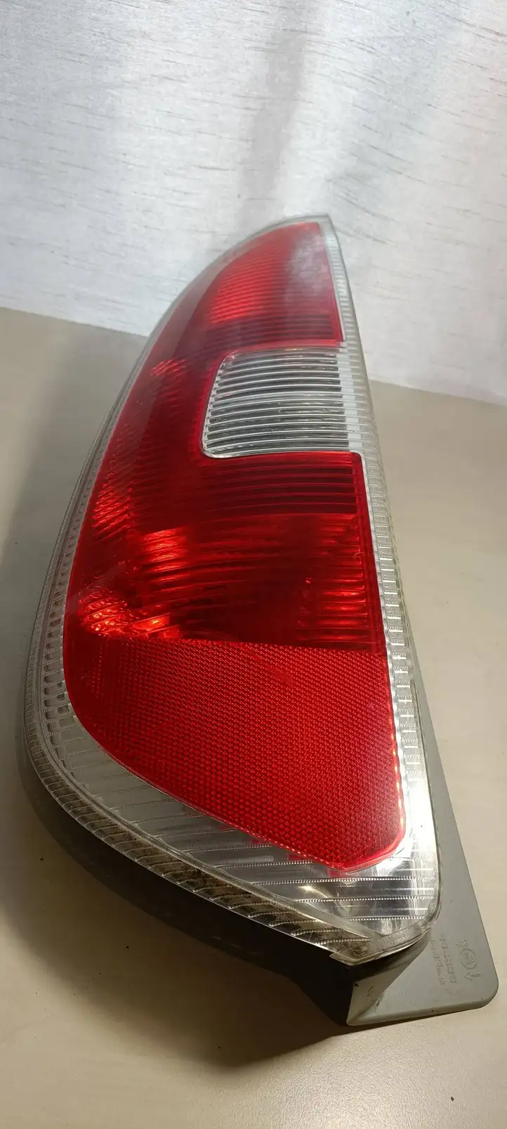 Skoda Roomster (5J) (2010 - 2015) 5J7945095 Задний фонарь в кузове — фото 1