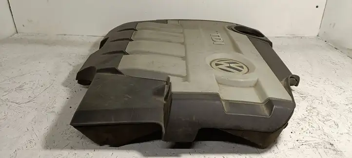 Volkswagen PASSAT B6 (2005 - 2010) 03L103925 Крышка двигателя декоративная — фото 5