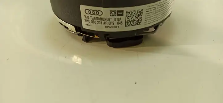 Audi A4 S4 B9 (2015 - 2019) 8W0880201 Подушка безопасности руля — фото 4
