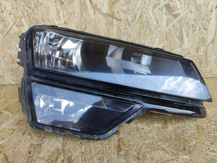 Skoda Karoq (2017 - )  57B941016A Передняя фара