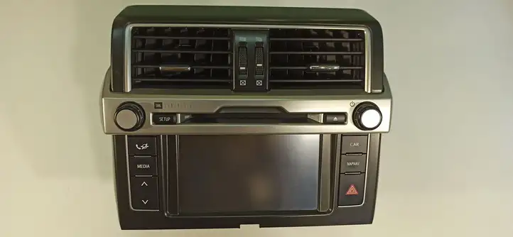 Toyota Land Cruiser (J150) (2009 - ) 10R037872 Магнитола / мультимедийная система — фото 3