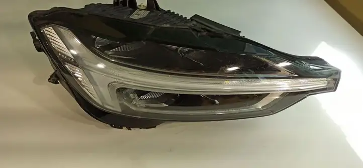 Volvo S60 (2013 - 2018) 314420418 Передняя фара — фото 7