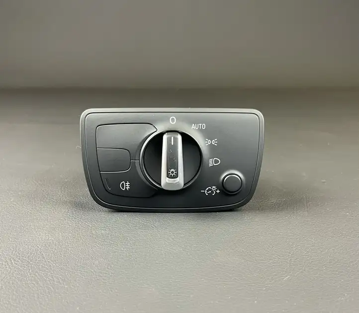 Audi A6 C7 (2011 - 2014) 4G0941531D Включатель фонарей — фото 3