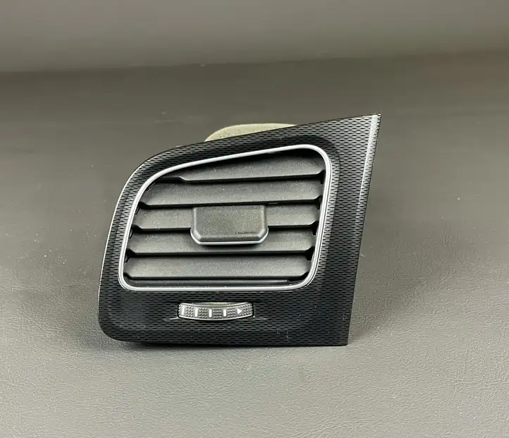 Volkswagen Golf VII (2013 - 2019) 5G1819703G Боковой воздушный дефлектор — фото 1