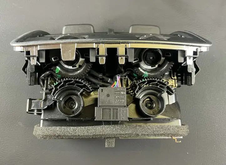 Audi A6 C7 (2011 - 2014) 4G0819203 Задний воздушный дефлектор — фото 4