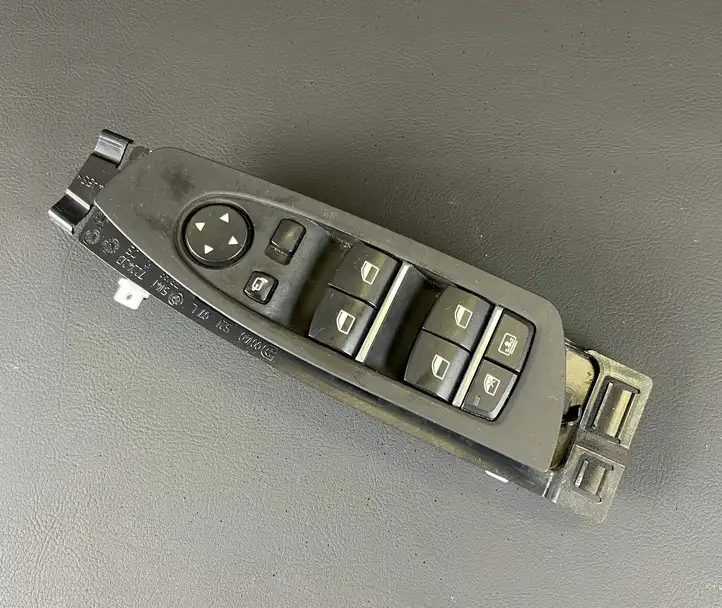 BMW 7 F01 (2008 - 2016) 9163574 Блок кнопок стеклоподъемников — фото 4