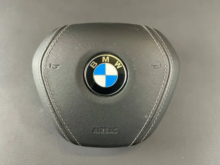BMW 5 G30 G31 (2016 - ) 33687225903 Подушка безопасности руля — фото 1