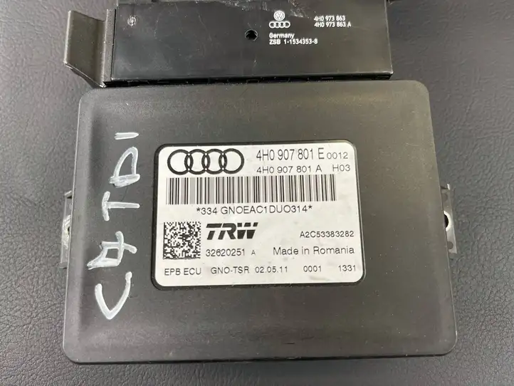Audi A6 C7 (2011 - 2014) 4H0907801E Блок управления стояночным тормозом — фото 3