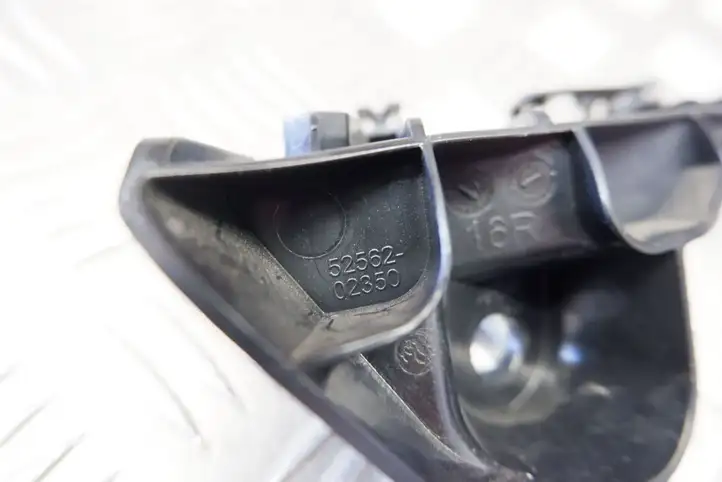 Toyota Corolla E210 E21 (2018 - ) 5256202350 Кронштейн заднего бампера — фото 2