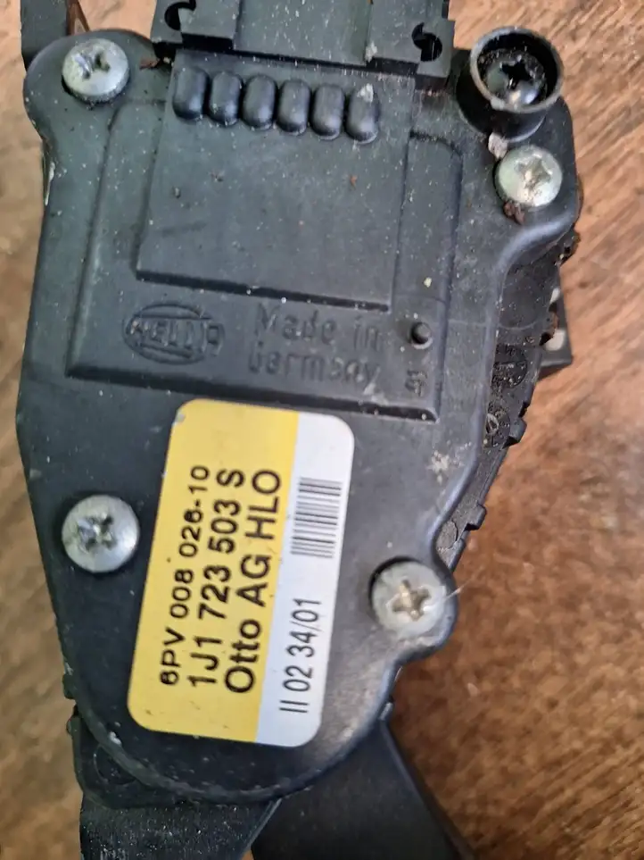 Audi A3/S3 8L (2000 - 2003) 1J1723503S Педаль акселератора — фото 3