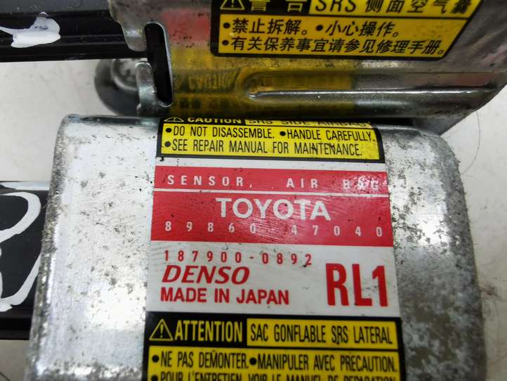 Toyota Prius (XW20) (2003 - 2009)  898600892 Датчик удара надувных подушек