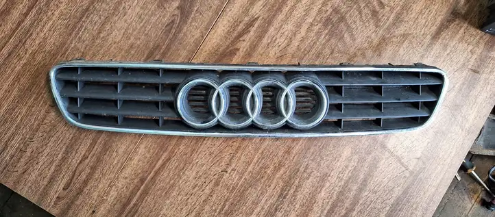 Audi A3/S3 8L (2000 - 2003) 8L0807683 Передняя решетка — фото 1