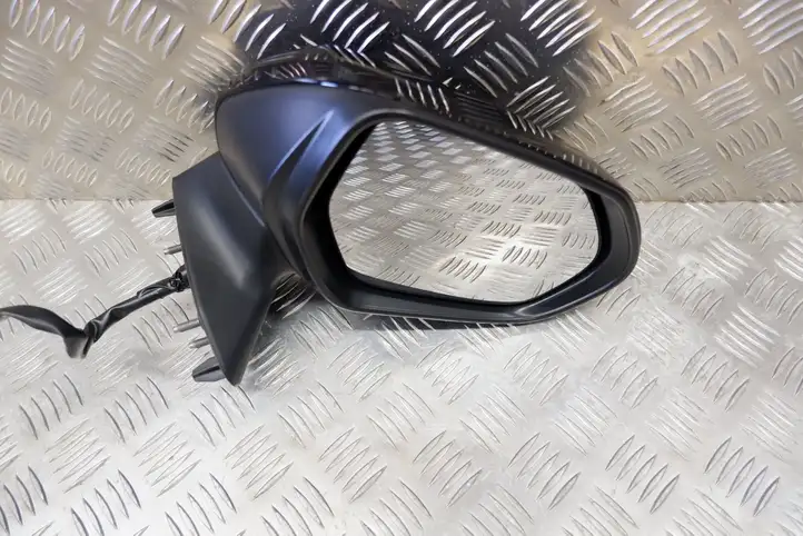 Toyota Yaris Cross (2020 - ) 879100DF30 Боковое зеркало с электроприводом — фото 10