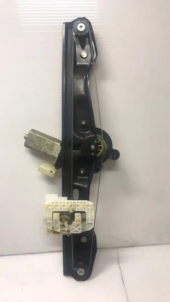 BMW 3 F30 F35 F31 (2012 - 2018) 34000015M09 Стеклоподъемник передней двери (комплект) — фото 1