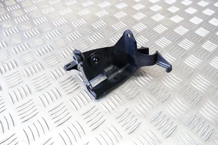 Tesla Model Y (2019 - 2024) 118874150A Кронштейн блока ABS — фото 2