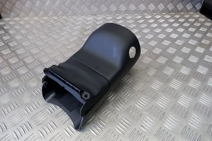 Tesla Model Y (2019 - 2024) 109928480E Обшивка рулевой колонки — фото 9