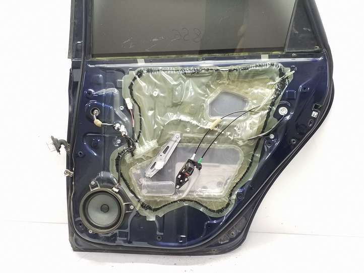 Toyota Prius (XW30) (2009 - 2015)   Задняя дверь