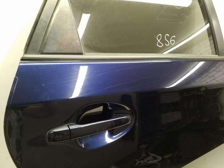 Toyota Prius (XW30) (2009 - 2015)   Задняя дверь