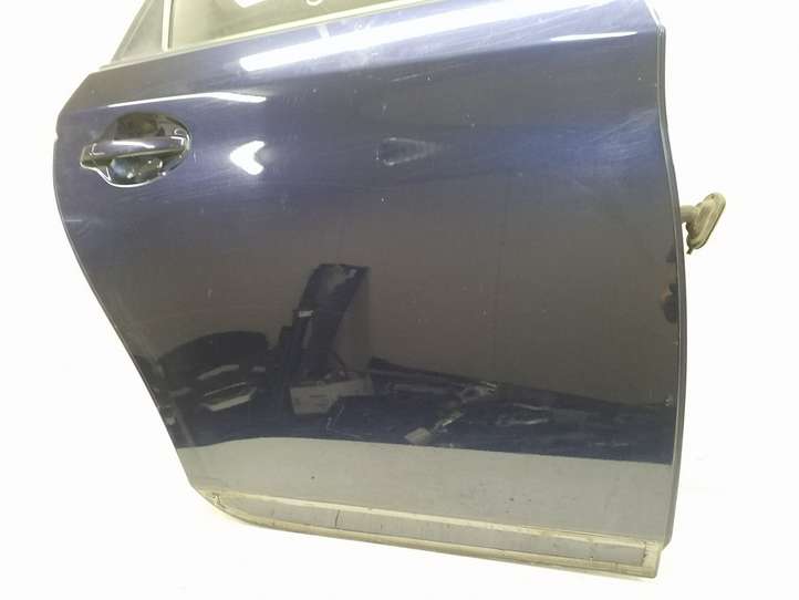 Toyota Prius (XW30) (2009 - 2015)   Задняя дверь