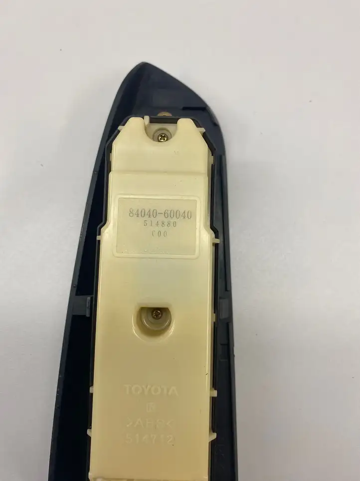 Toyota Land Cruiser (J120) (2002 - 2009) 8404060040 Блок кнопок стеклоподъемников — фото 3
