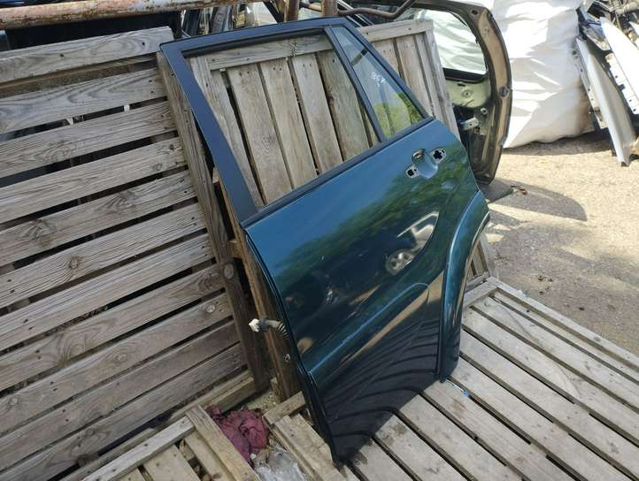 Toyota RAV 4 (XA20) (2000 - 2005)   Задняя дверь