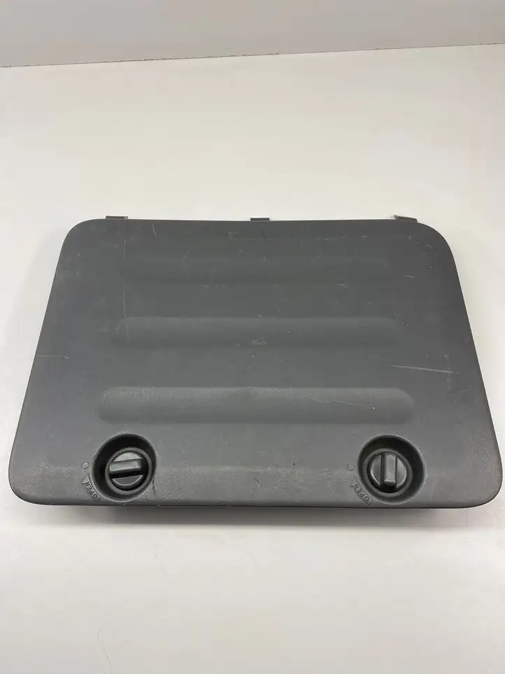 Toyota Land Cruiser (J120) (2002 - 2009) 7520260080 Прочая отделка багажника — фото 1