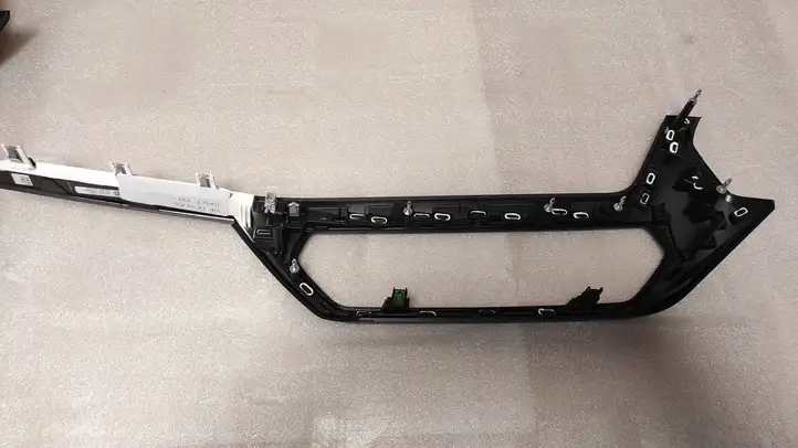 BMW 2 F44 (2019 - ) 6823310 Декоративная планка — фото 5