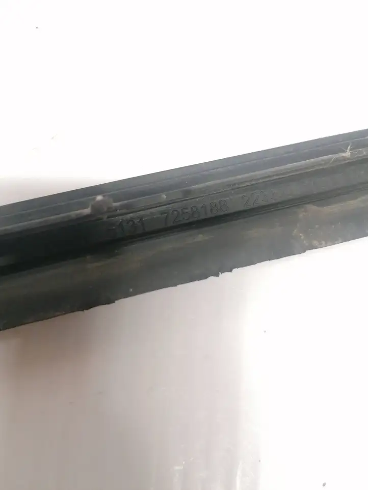 BMW 3 F30 F35 F31 (2012 - 2018) 7258188 Накладка стоек лобового стекла — фото 3