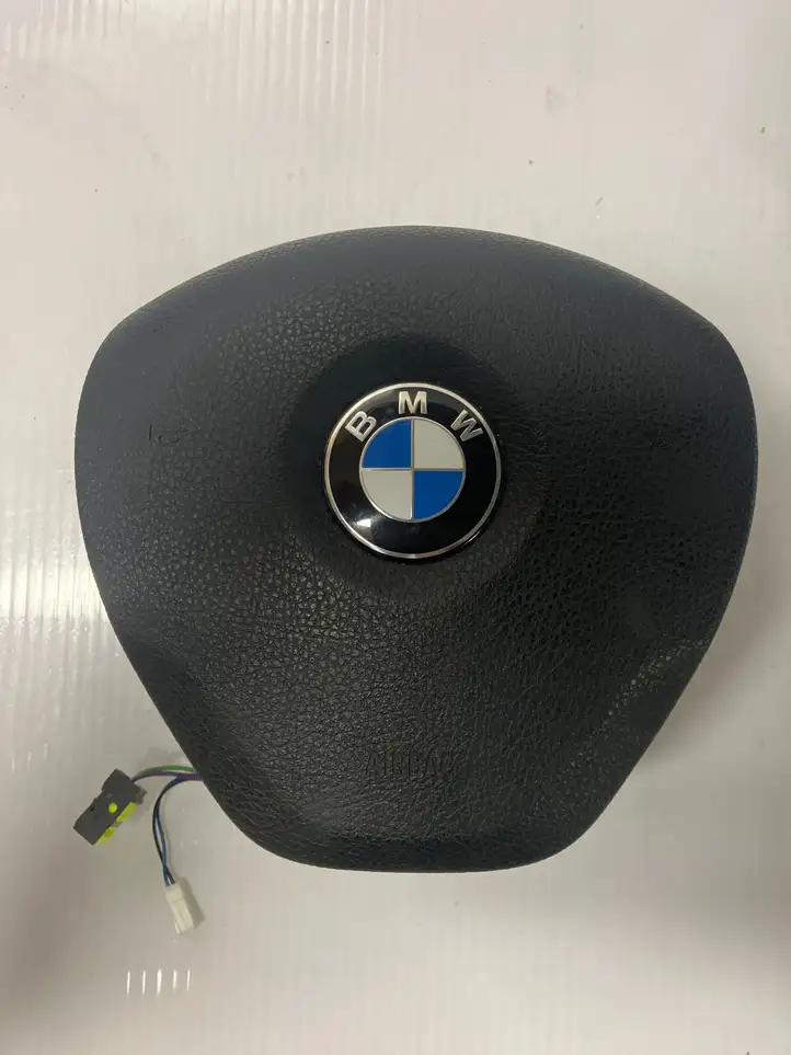BMW 3 F30 F35 F31 (2012 - 2018) 6791330 Подушка безопасности руля — фото 1