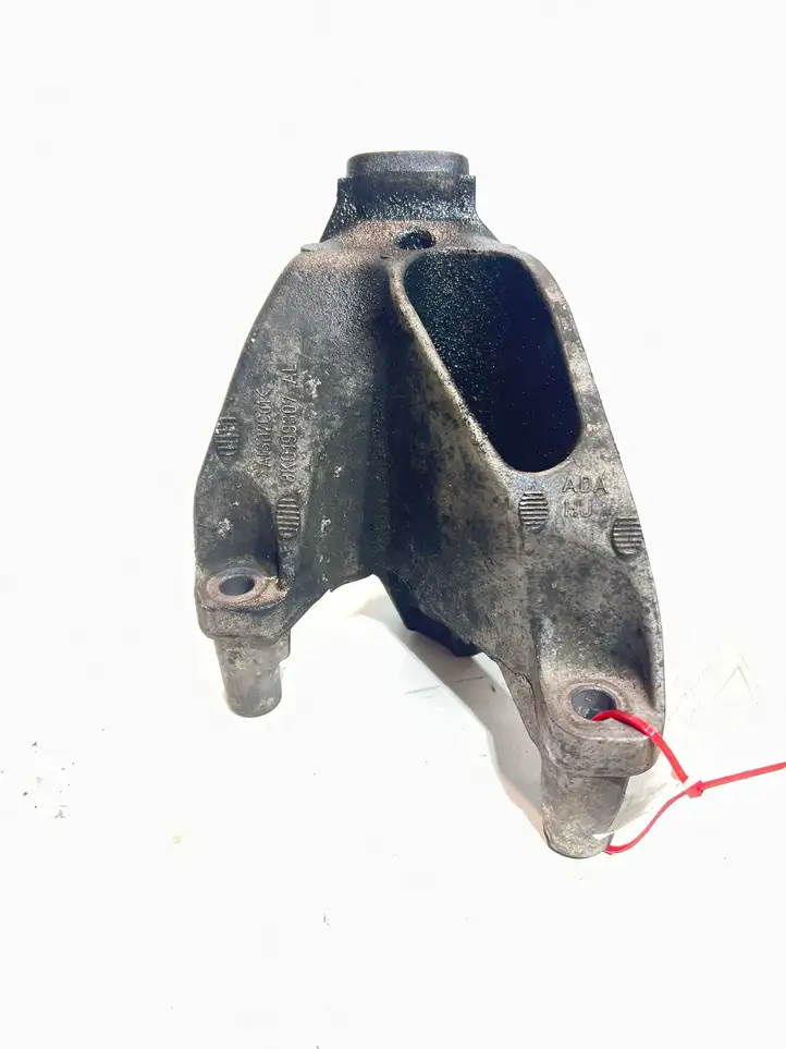 Audi A5 8T 8F (2007 - 2011) 8K0199307AL Кронштейн двигателя — фото 1