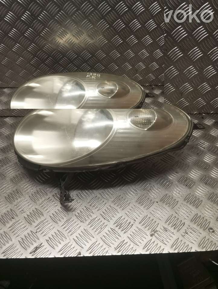 Nissan Micra (2003 - 2007)  26060AX700 Передняя фара