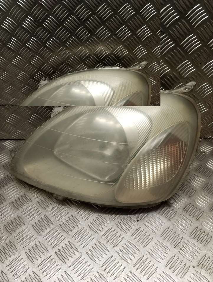 Toyota Yaris (1999 - 2003)  0821211A2L Передняя фара