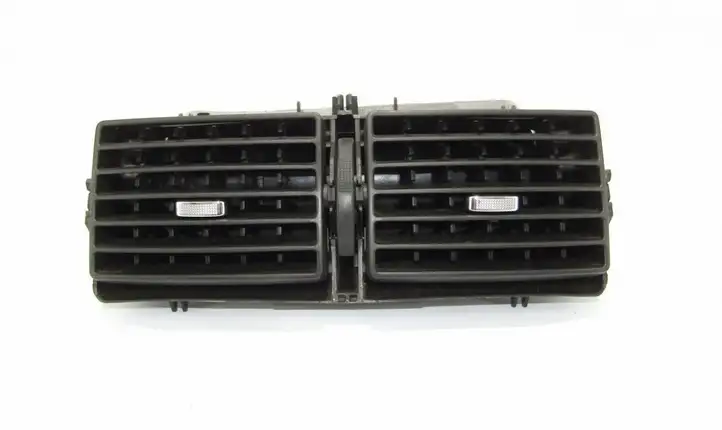 Peugeot 307 (2005 - 2008) Центральный воздушный дефлектор — фото 4