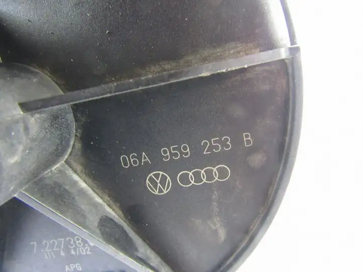 Volkswagen PASSAT B5 (1997 - 2000) Насос вторичного воздуха — фото 4