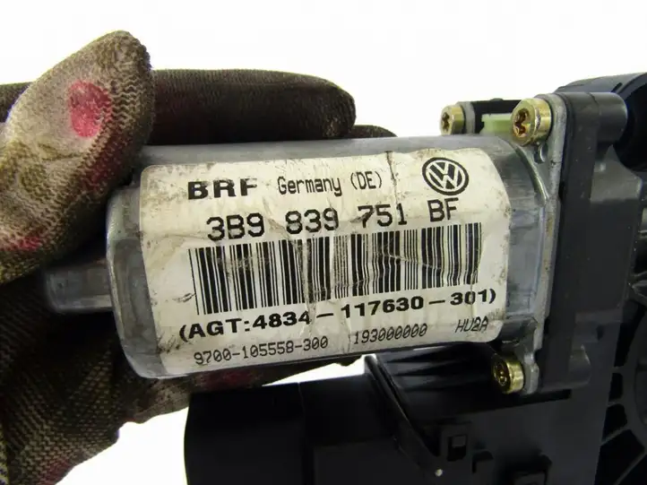 Audi A4 S4 B7 8E 8H (2004 - 2009) Стеклоподъемник задней двери — фото 4