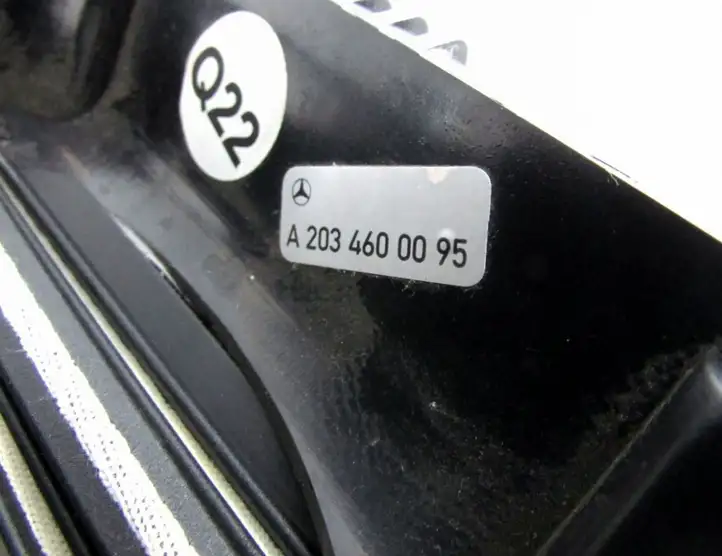 Mercedes-Benz C W203 (2000 - 2007) Оплётка рулевого колеса — фото 4