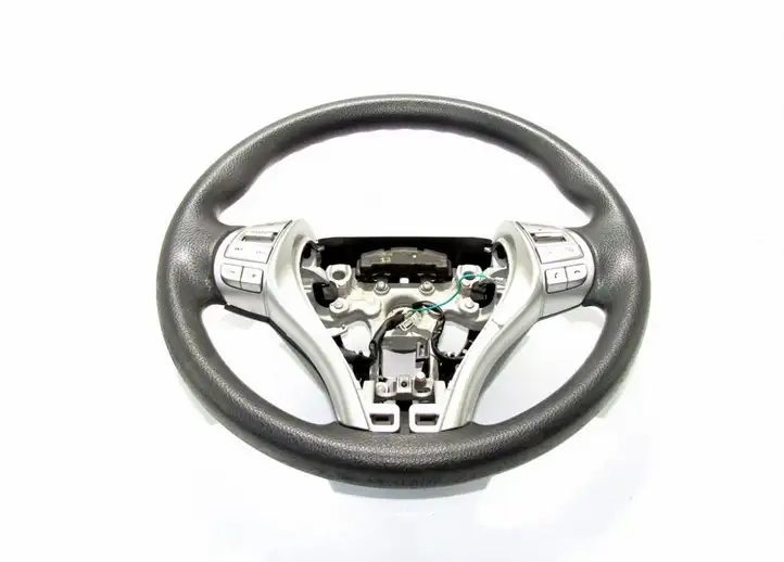Nissan Qashqai (2013 - 2017) Руль — фото 1