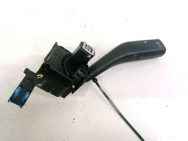 Audi A3/S3 8P (2003 - 2005)  1K0953513 Ручка стеклоочистителей