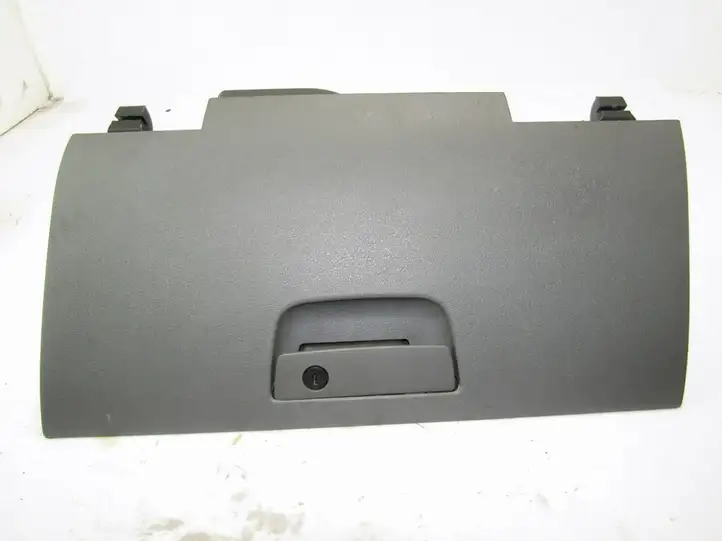 Jeep Grand Cherokee (WK) (2004 - 2010) Вещевой ящик — фото 3